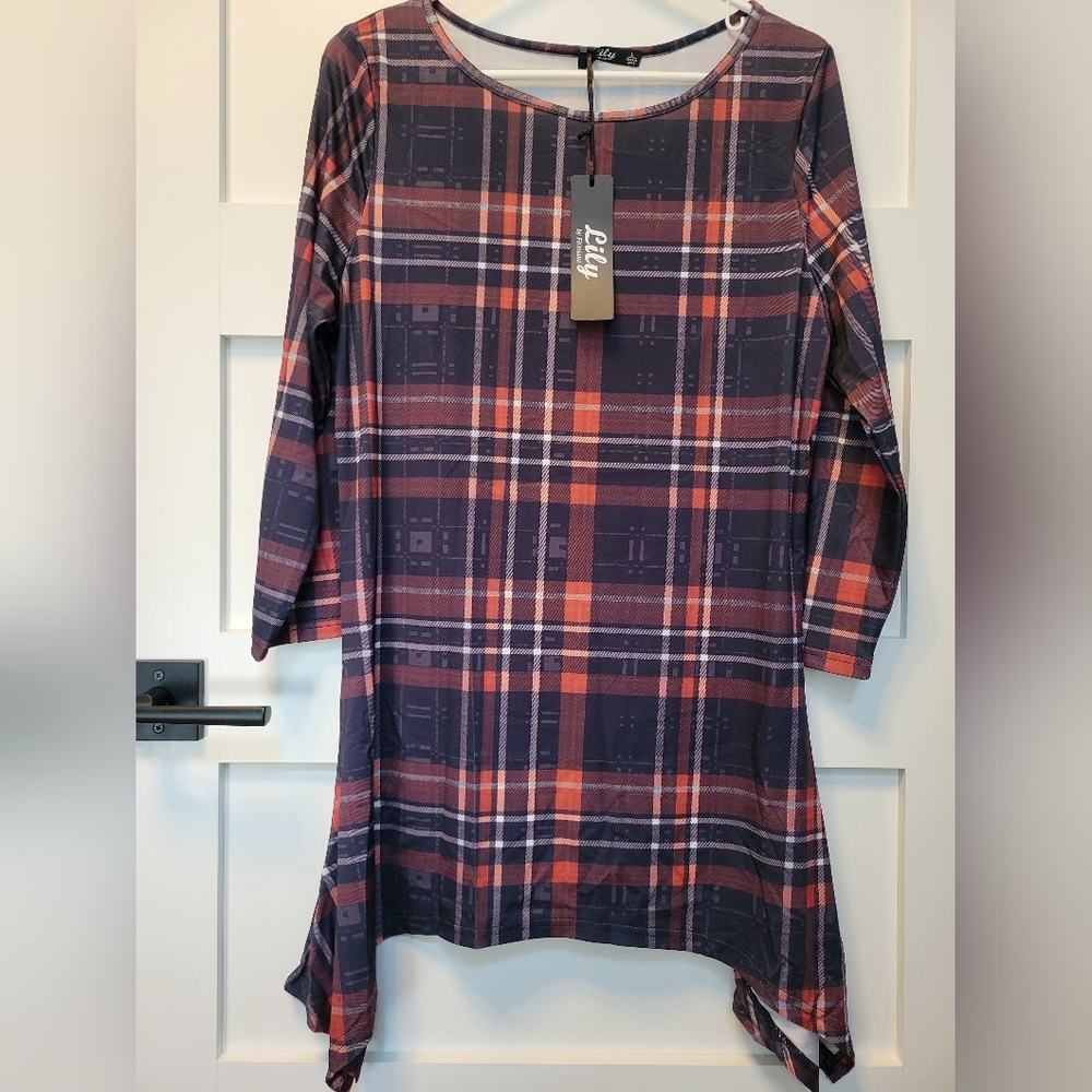 Red and black brushed fabric asymmetrical tunic